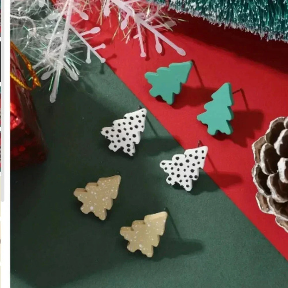 Trio of Holiday Christmas Tree Stud Earrings - Resin - NEW - Picture 4 of 4